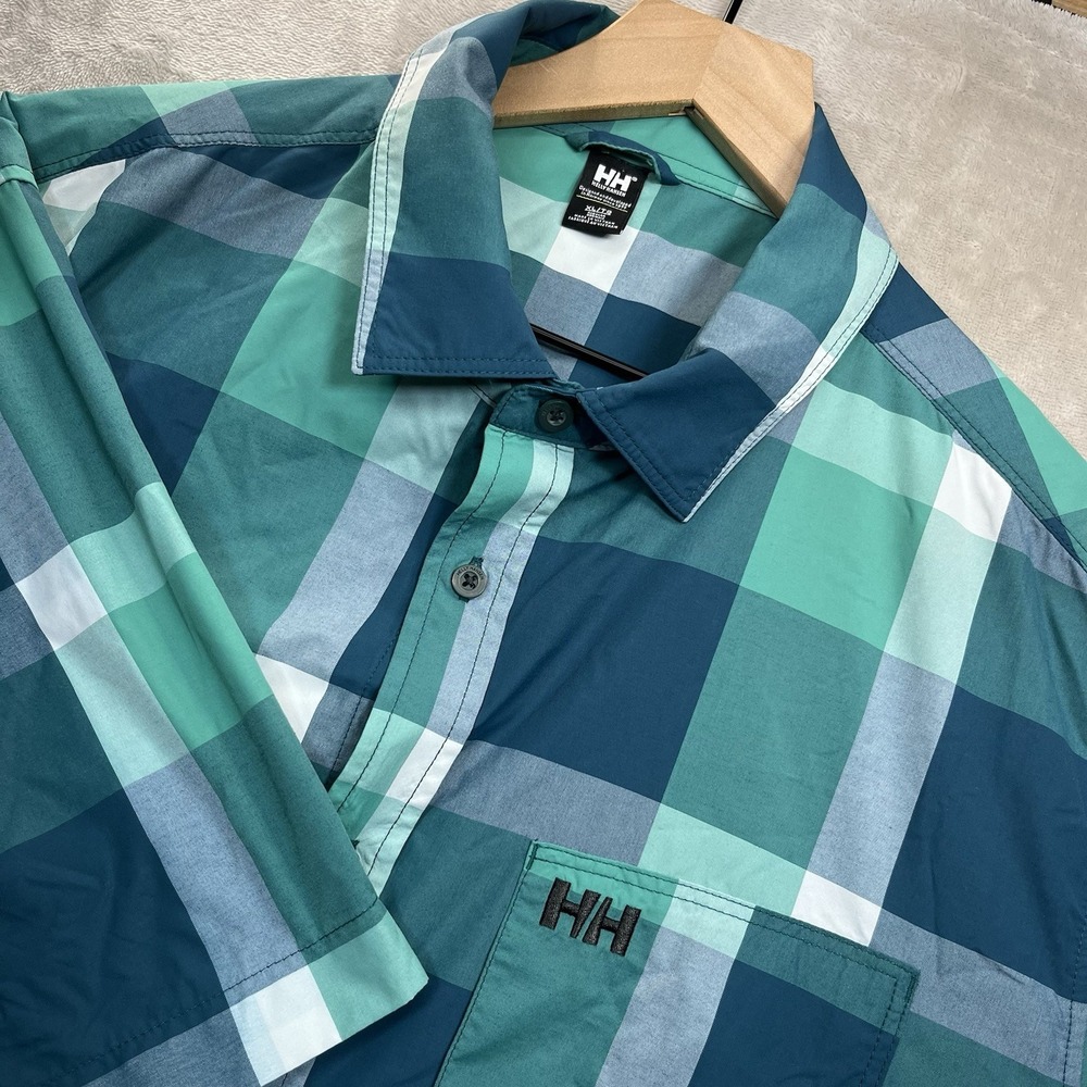 Helly Hansen Button Up Shirt Men's Size XL Green Plaid‎ Short Sleeve Logo Hike